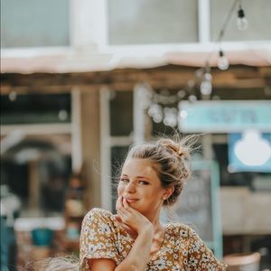 Meet your Posher, Emy grace